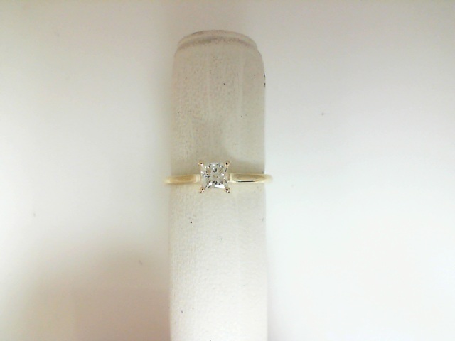 14 Karat Yellow Gold  0.50 Ct Forevermark Princess Diamond Solitaire  H SI1
FM 3327167