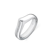 Hearts On Fire 18 Karat White Gold Diamond LU band 0.16 ct