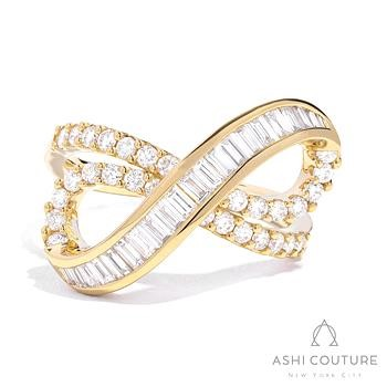 18 Karat Yellow Gold 1.05Cts Baguette And Round Brilliant Cut Diamond Infinty Bow Couture Ring
size 6.5