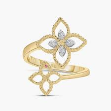Roberto Coin 18 Karat Yellow Gold Princess Flower Diamond Ring 0.03 Ct 
size 6.5