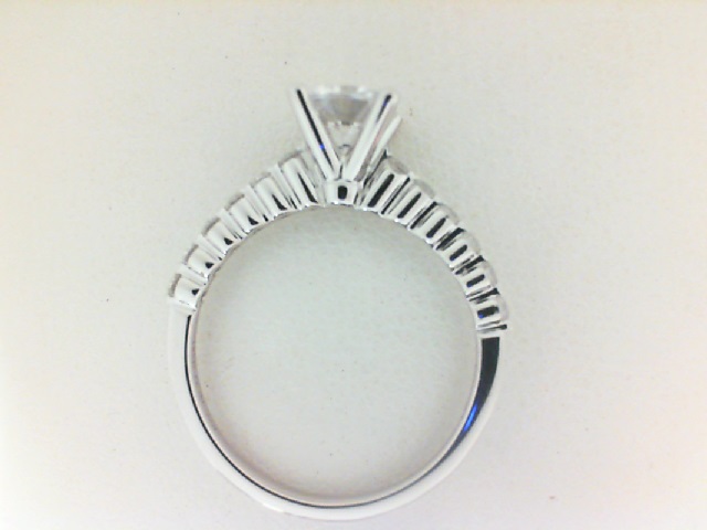 https://simongjewelry.s3.us-west-1.amazonaws.com/products/MR2173-D/MR2173-D_WHITE_18K_SET.png