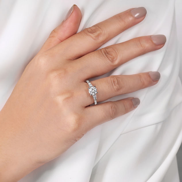 https://www.bsa-images.com/ackermanjewelers/AckermanJ/Inbox/140-04606