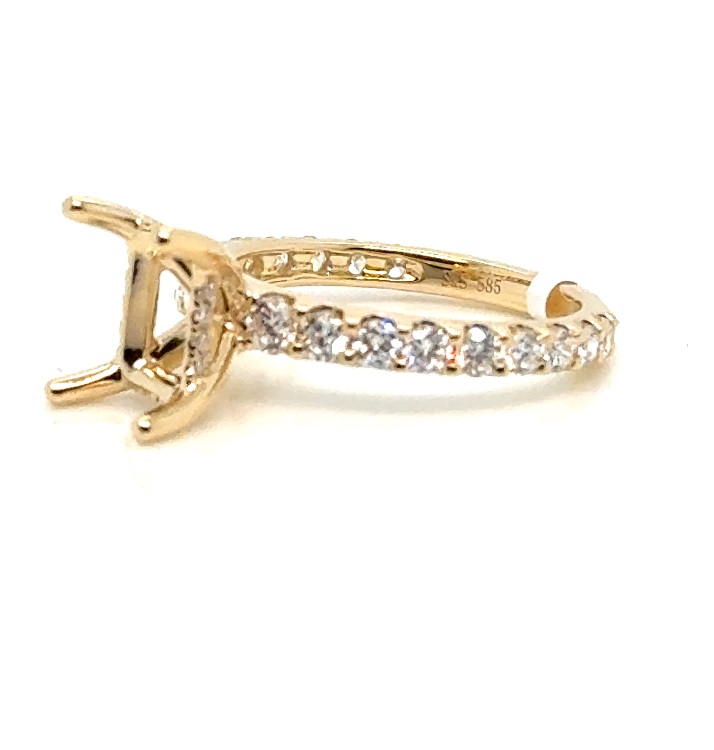 14 Karat Yellow Gold Semi-Mount Hidden Halo Engagement Ring With 34=0.93Tw Round Diamonds
Finger Size 6.5