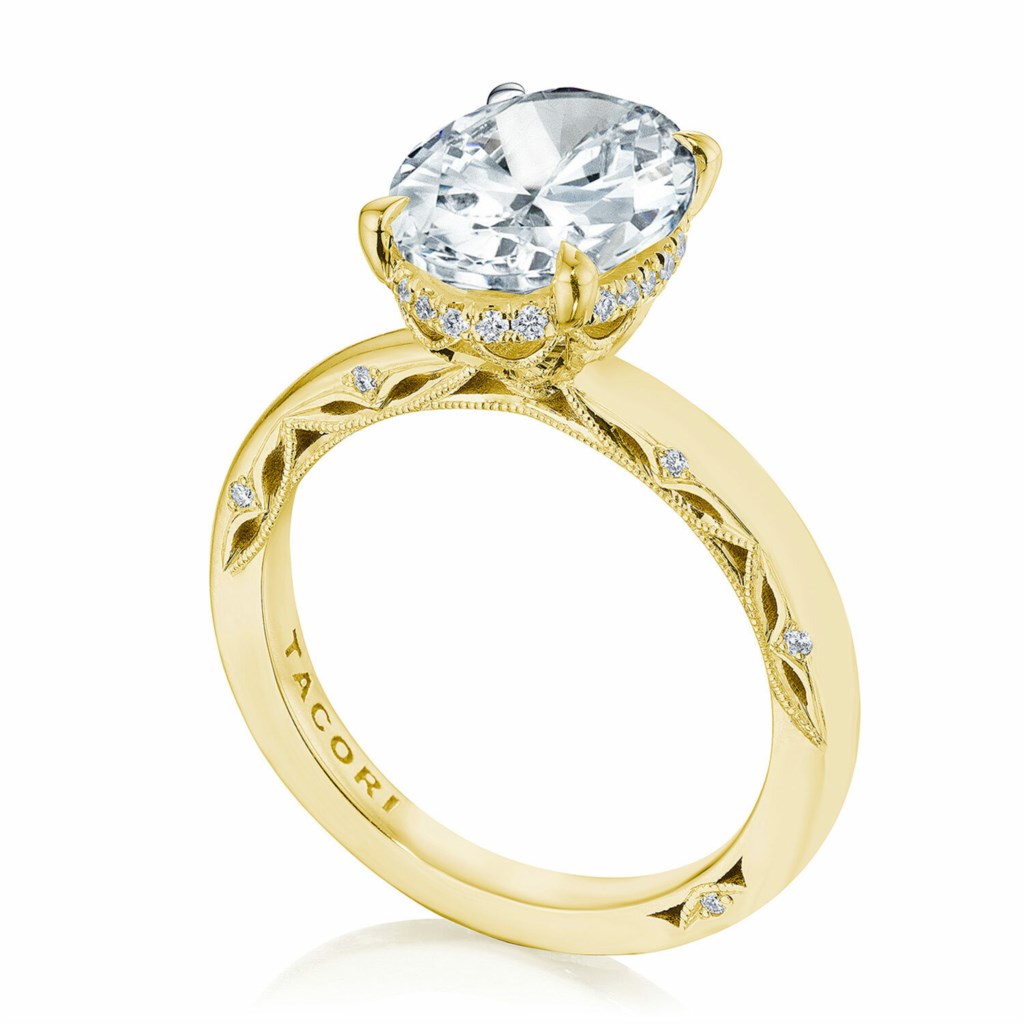 Tacori 14 Karat Yellow Gold 2.2 mm Dantela  Oval Solitaire Engagement Ring 0.13 ct
size 6.5