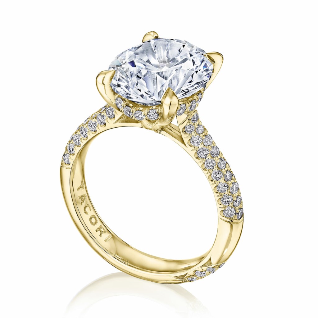 Tacori 14 Karat Yellow Gold Founder's Collection 0.54 Ct 3 Pave Diamond Row Round Solitaire Engagement Ring
size 6.5