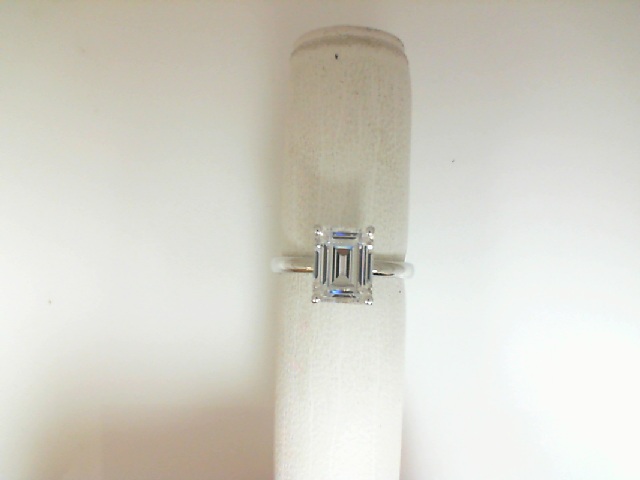Simon G 14 Karat White Gold Hidden Halo Diamond Semi-Mount 0.07 Ct
size 6.5