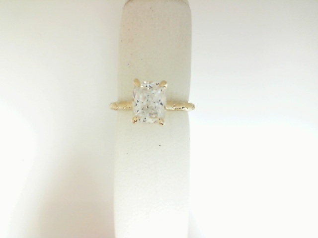 Gabriel & Co 14 Karat Yellow Gold Victorian Solitare 
size 6.5