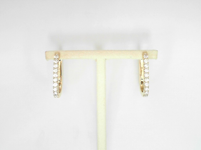 14 Karat Yellow Gold Round Brilliant Cut Diamond Paperclip Earrings 0.67 Cts