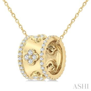 14 Karat Yellow Gold Clover Round Brilliant Cut Diamond Fashion Pendant 0.51 Ct
Length: 18 Inch