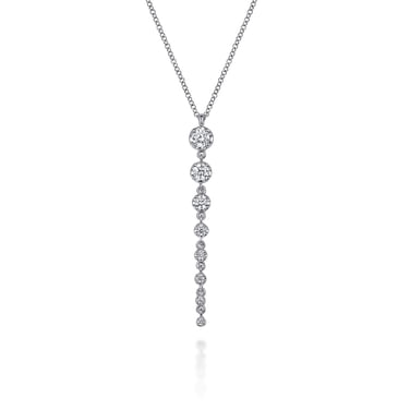 Gabriel & Co14 Karat White Gold Graduating Vertical Diamond Bar Necklace 0.51Tw
17.5