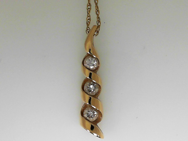 Estate  Yellow Gold 14 Karat Pendant With 3=0.50Tw Round Diamonds