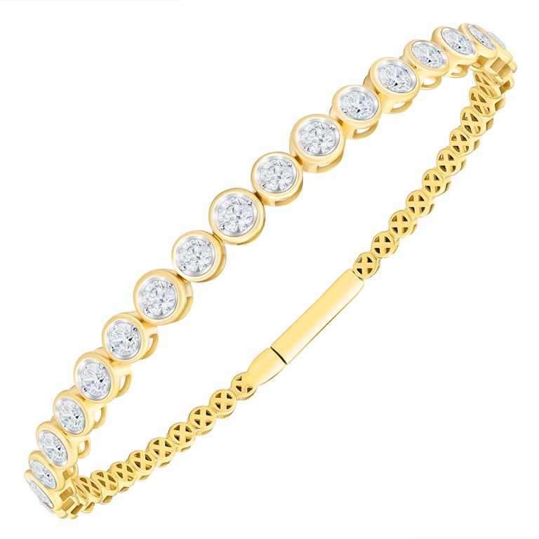 14 Karat Yellow Gold Flexible Bangle Bracelet With 19=1.95Tw Round H/I Si1-2 Diamonds 
Length/Size: 6.75