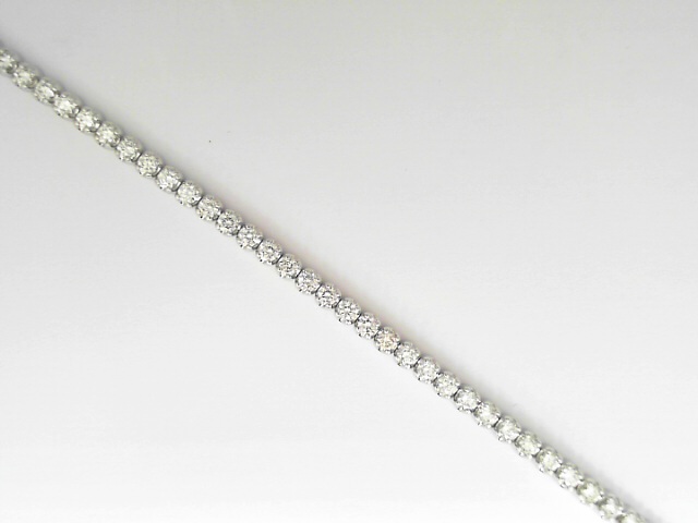 14 Karat White Gold Round Brillinat Cut Diamond Line Bracelet 2.11 Cts
Length/Size: 7 Inch