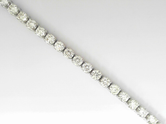 Platinum Round Brilliant Cut Diamond Line Bracelet 10.028 Cts
Length / Size: 7 Inch