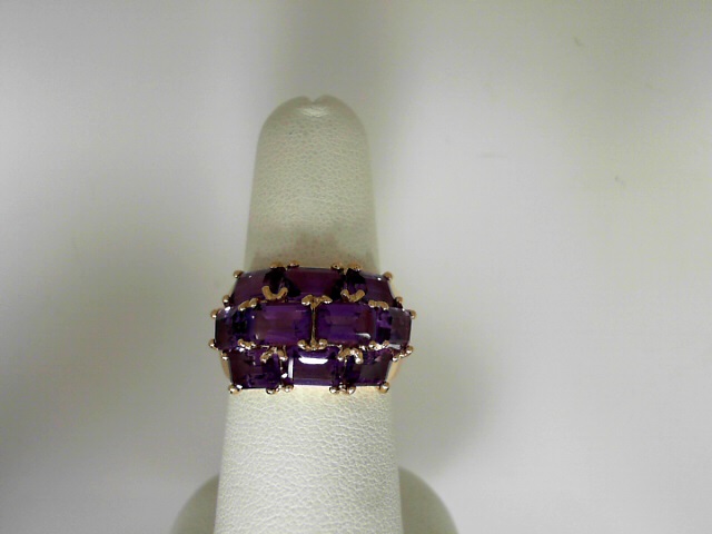 14 KaratYellow Gold  ESTATE  Ring 10=6.00x4.00mm Emerald Cut AmethystsSize 6