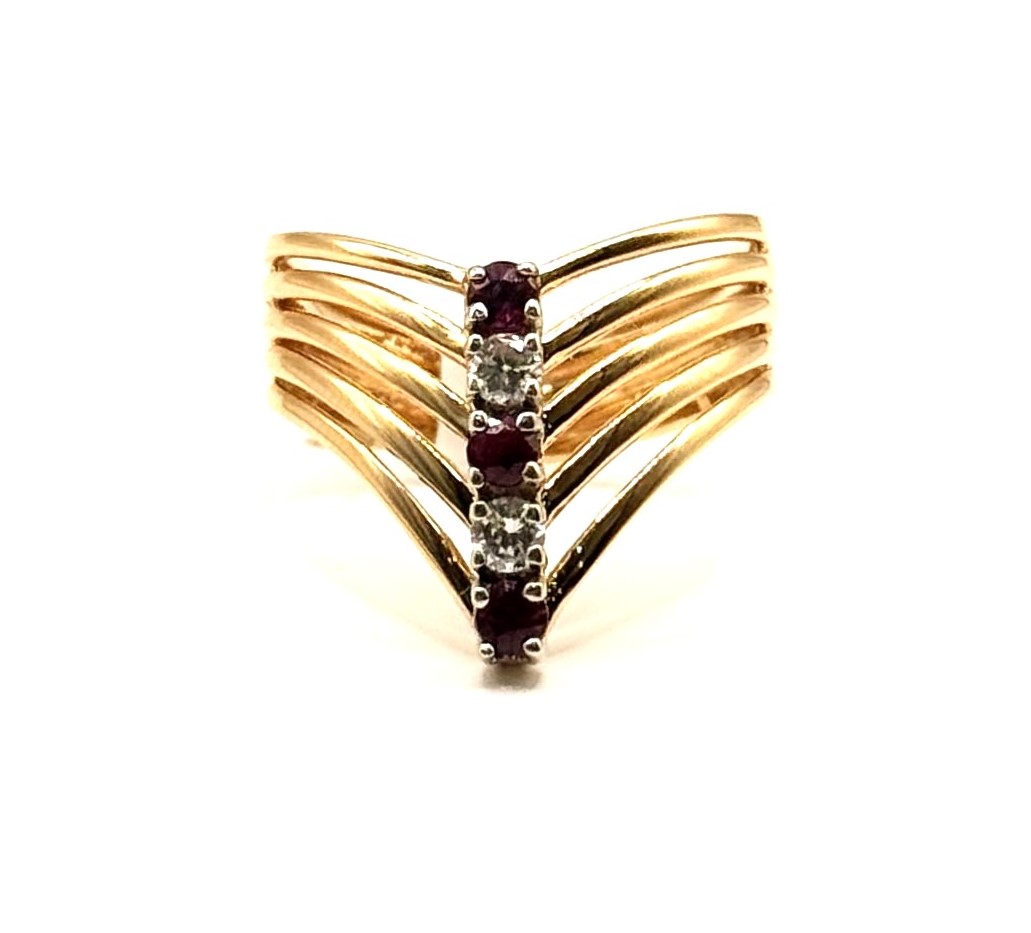 Estate 14 Karat Yellow Gold  Fashion Ring With 3=2.20mm Round Rubys And 2=2.20mm Round Diamonds 0.7CT (AS IS)
Ring Size: 6