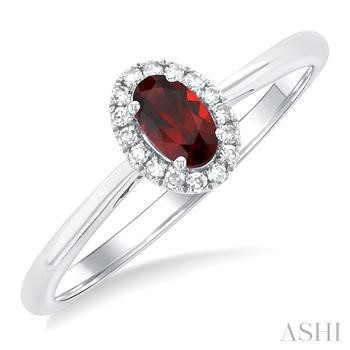 10 Karat White Gold 5X3 Oval Garnet Single Cut Diamond Halo Ring 0.07 Ct
Ring Size : 6.5