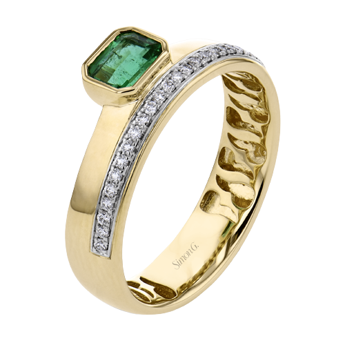 Simon G 18 Karat Yellow Gold Bezel Set 0.40 ct Emerald  (East/West) And 0.13 ct Diamond Ring 
size 6.5