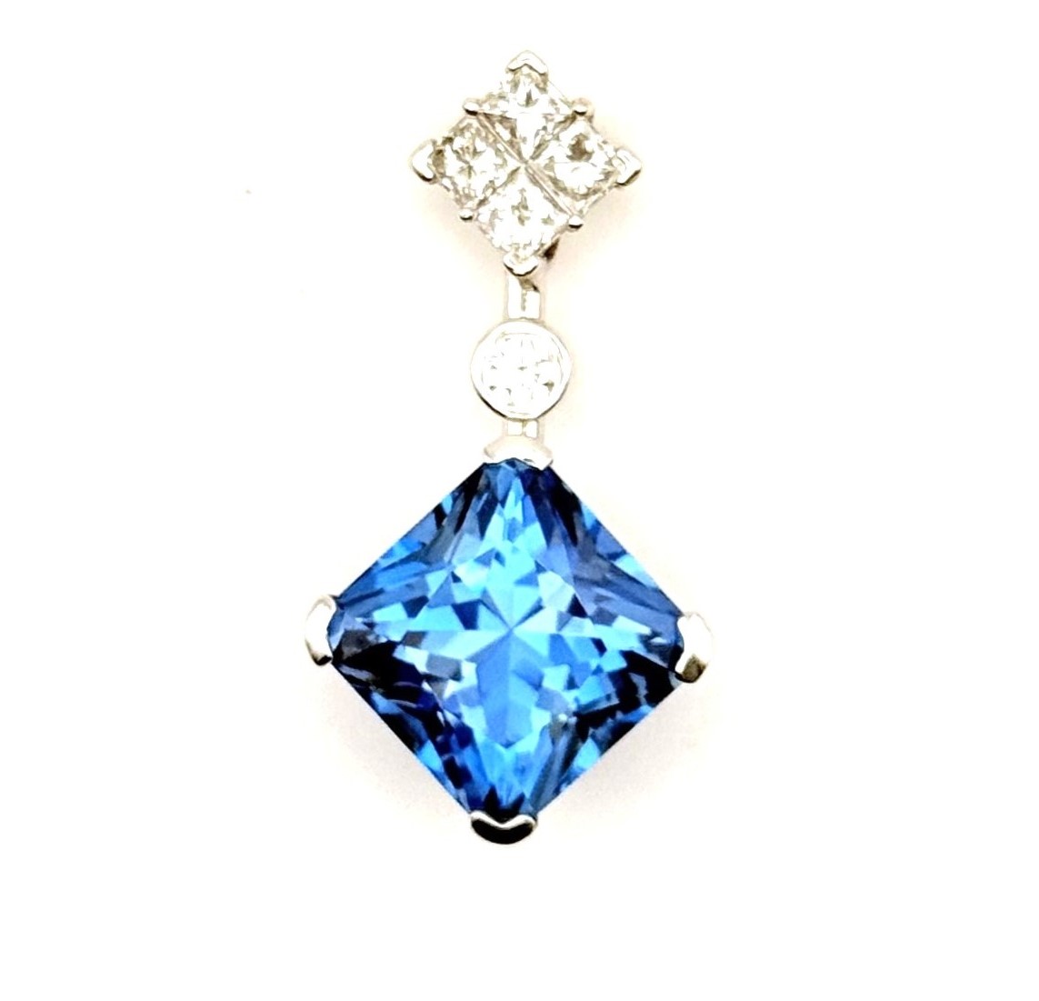 ESTATE 14 Karat White Gold  13x13mm Princess-Cut BlueTopaz Gemstone Pendant With 4=0.16Tw Princess Diamonds And One 0.10Ct Round Diamond     (AS IS)
Very Good Condition