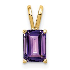 14 Karat Yellow Gold  Emerald Cut Amethyst Pendant 18 Inch