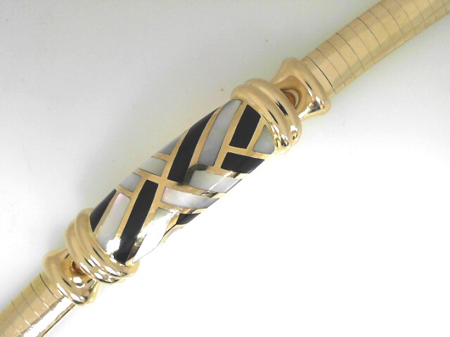 EstateYellow Gold 14 Karat Omega Bracelet With MOP / Onyx by Asch Grossbaardt (AS IS)
Length: 6