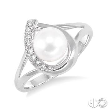 10 Karat White Gold  6.50 mm Round Pearl And 0.05 Ct Diamond Ring