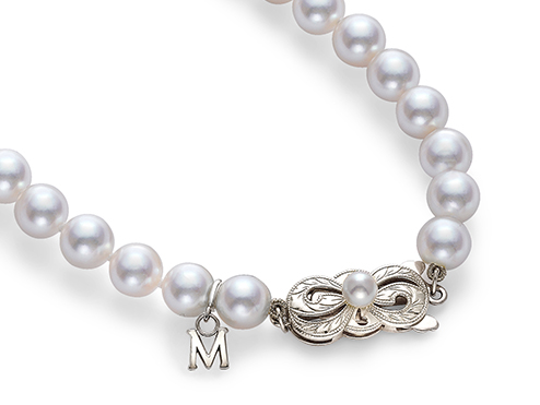 Mikimoto 18 Karat White Gold Akoya Pearl Necklace 6.0 mm x 6.5 mm A quality 
20 inch