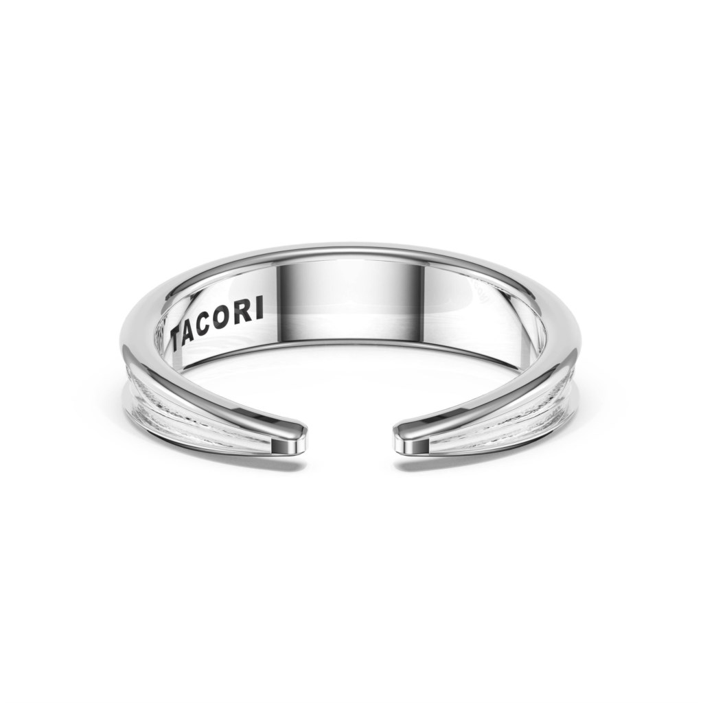 Tacori 14 Karat White  Gold Scultped Crescent Open Bypass Band 
Size 6.5