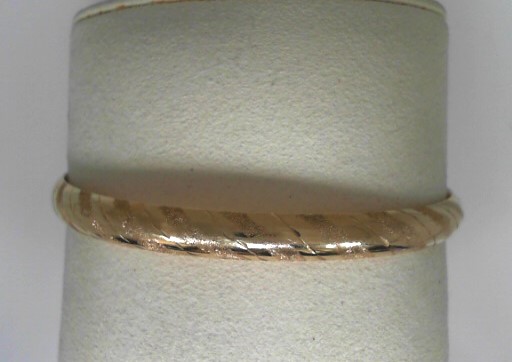 Estate14 Karat Yellow Gold Bangle Bracelet  (AS IS)
6.2grms
