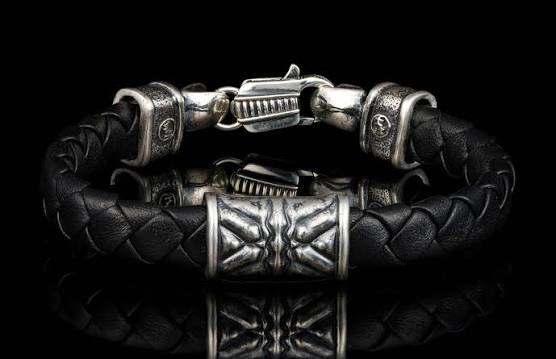 Braided lambskin leather with textured and sterling silver
Length: 8.75
