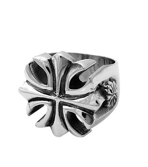 King Baby Sterling Silver Gothic Cross Ring
Ring Size : 11