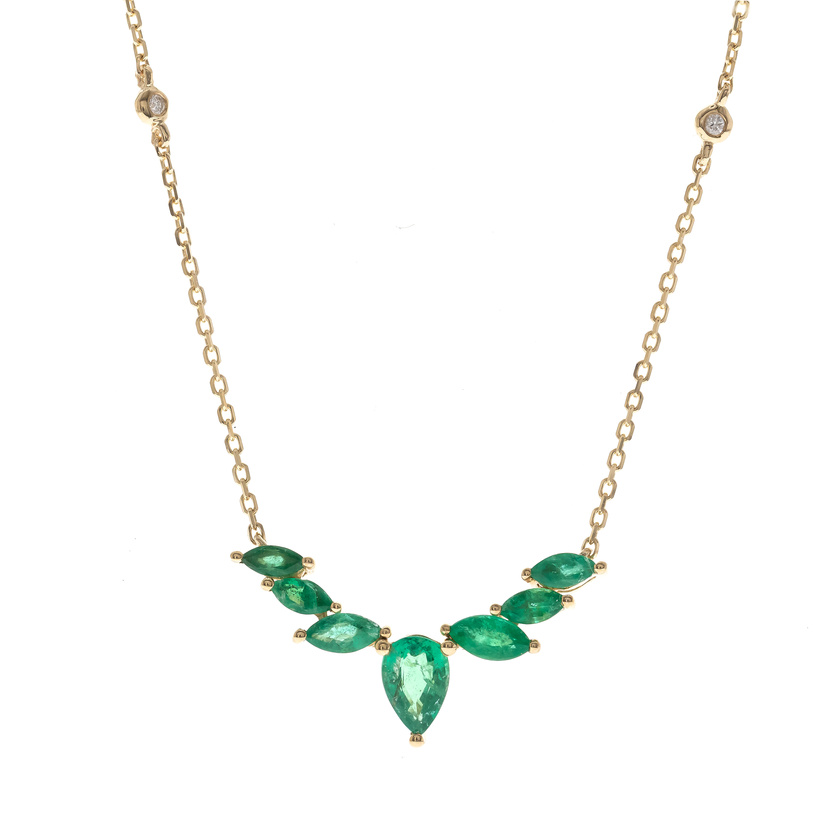 10Kw Emerald Necklace W/Diamond Accents  7Em=.93Cttw
