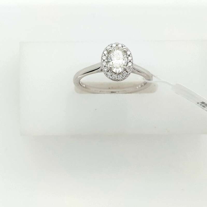 14Kw .66Cttw Oval Halo Diamond Ring  1Ov=.50Ct H Si1  24Rd= .16Ct H/I Si2  Gia Cert 2357601036