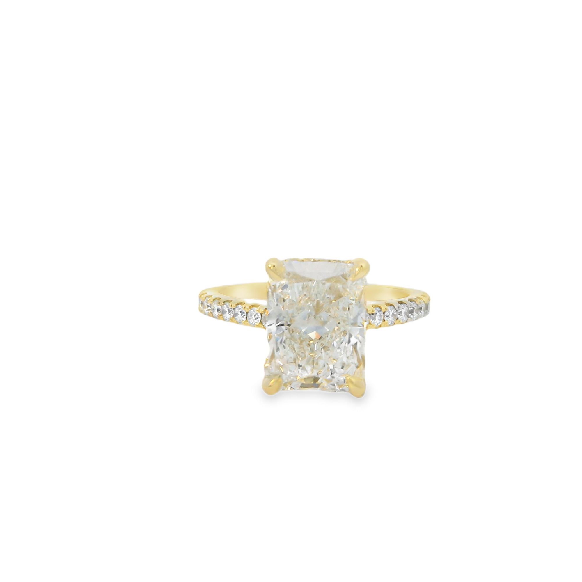 https://www.bsa-images.com/amidonjewelers_2018/images/Re-adds%20(random)_091-2000381_1.jpg