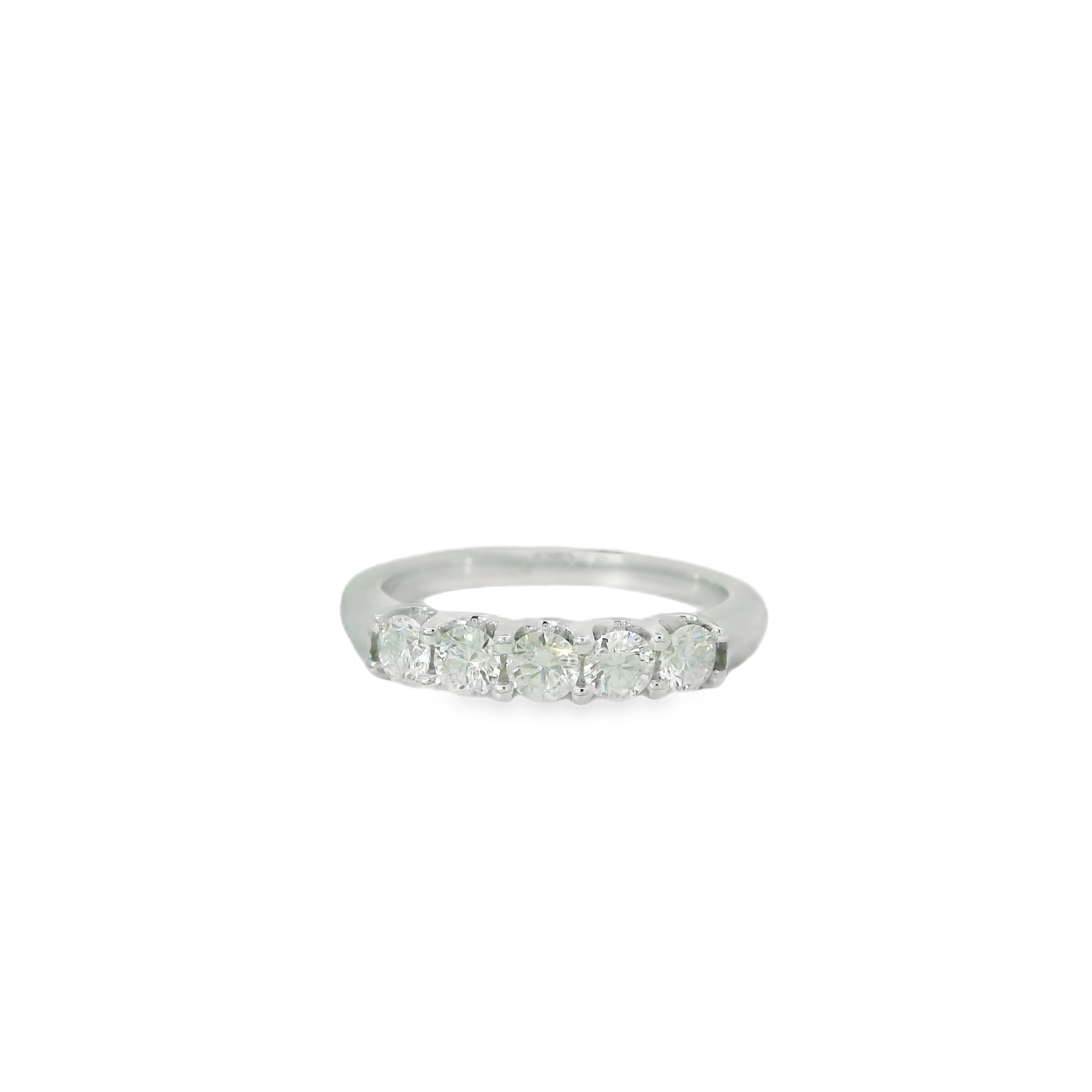 https://www.bsa-images.com/amidonjewelers_2018/images/Re-adds%20(random)_110-2000450_1.jpg