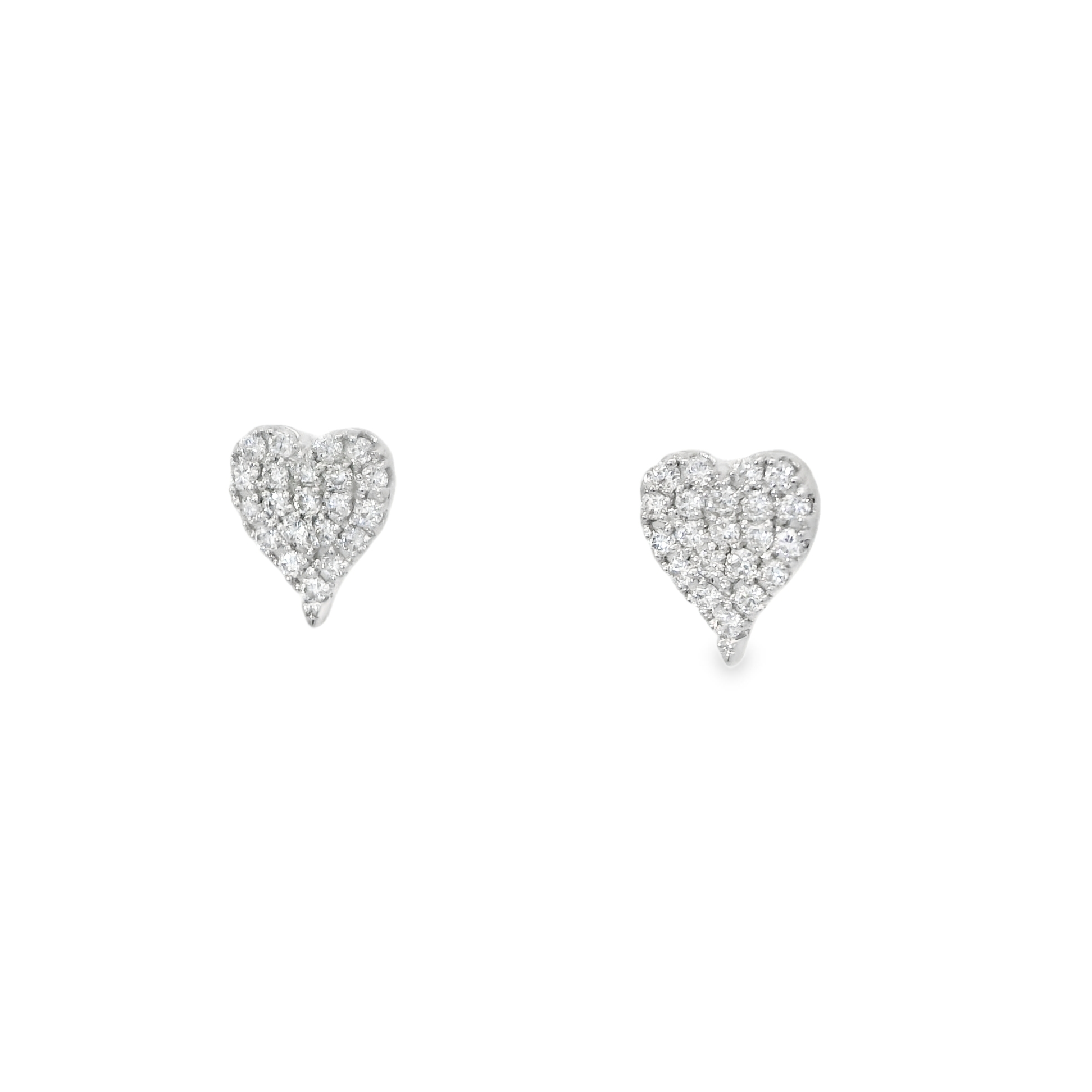 14kw Lab Heart Studs  .26cttw