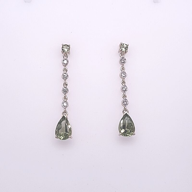 14Ky Peridot & Diamond Dangle Earrings  P=4.10Ct D=.20Ct