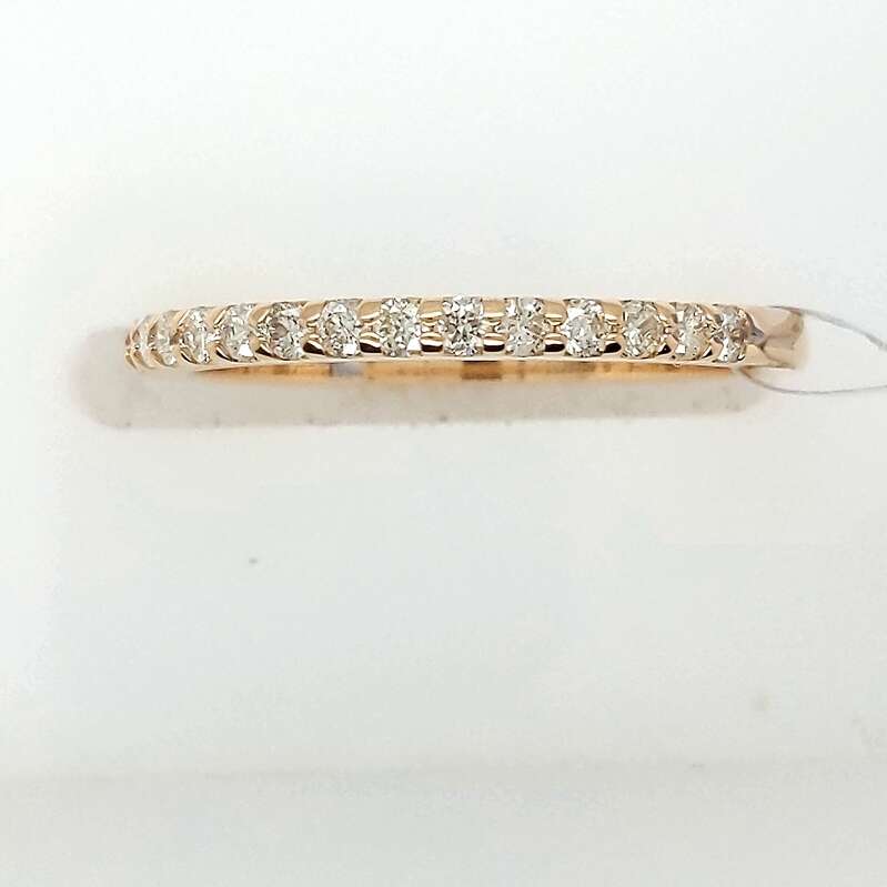 14Ky .25Cttw 15 Stone Dia Shared Prong Wedding Band