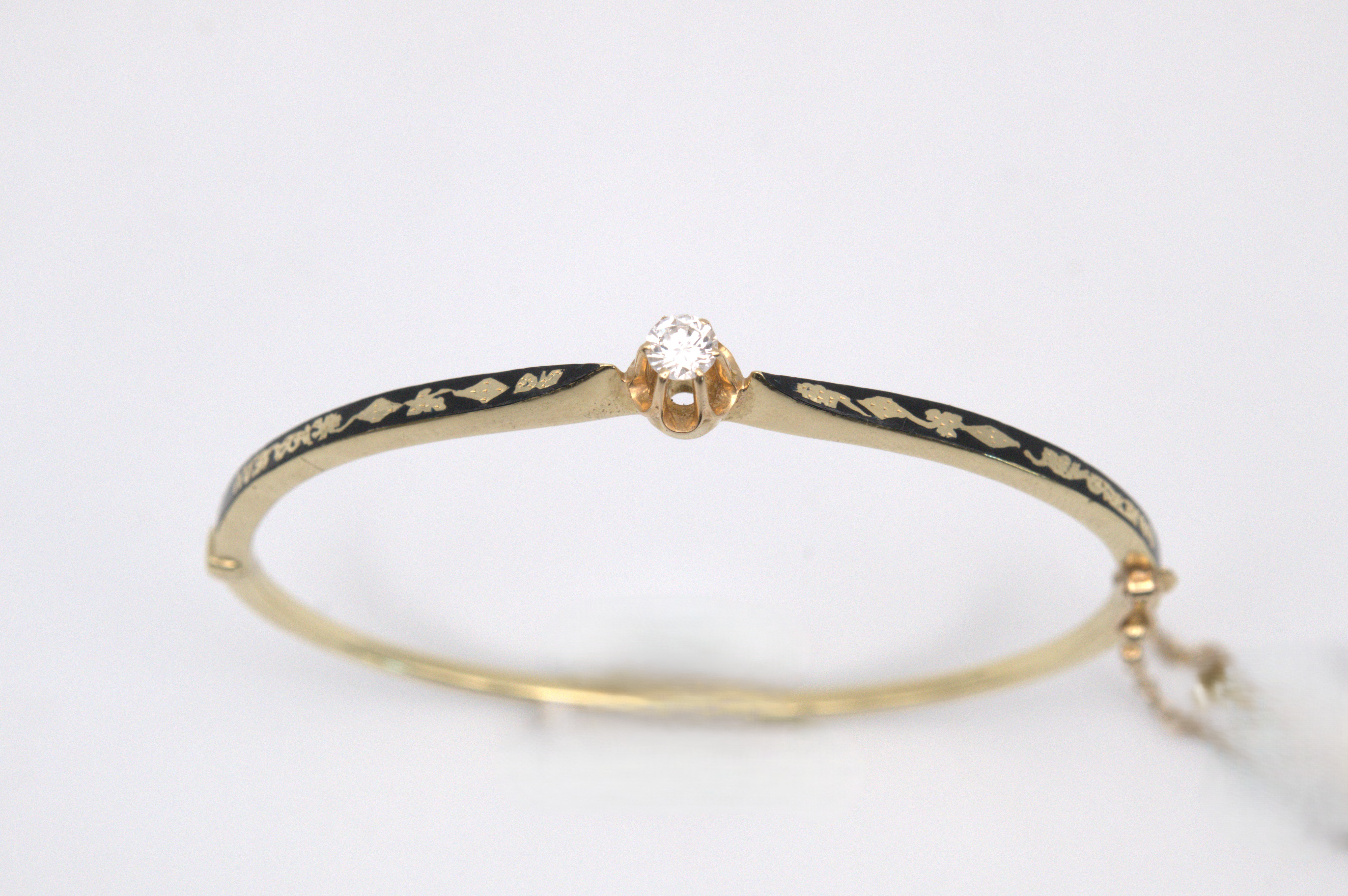14kt Yellow Gold Estate Diamond & Black Enamel Straight line Bangle.