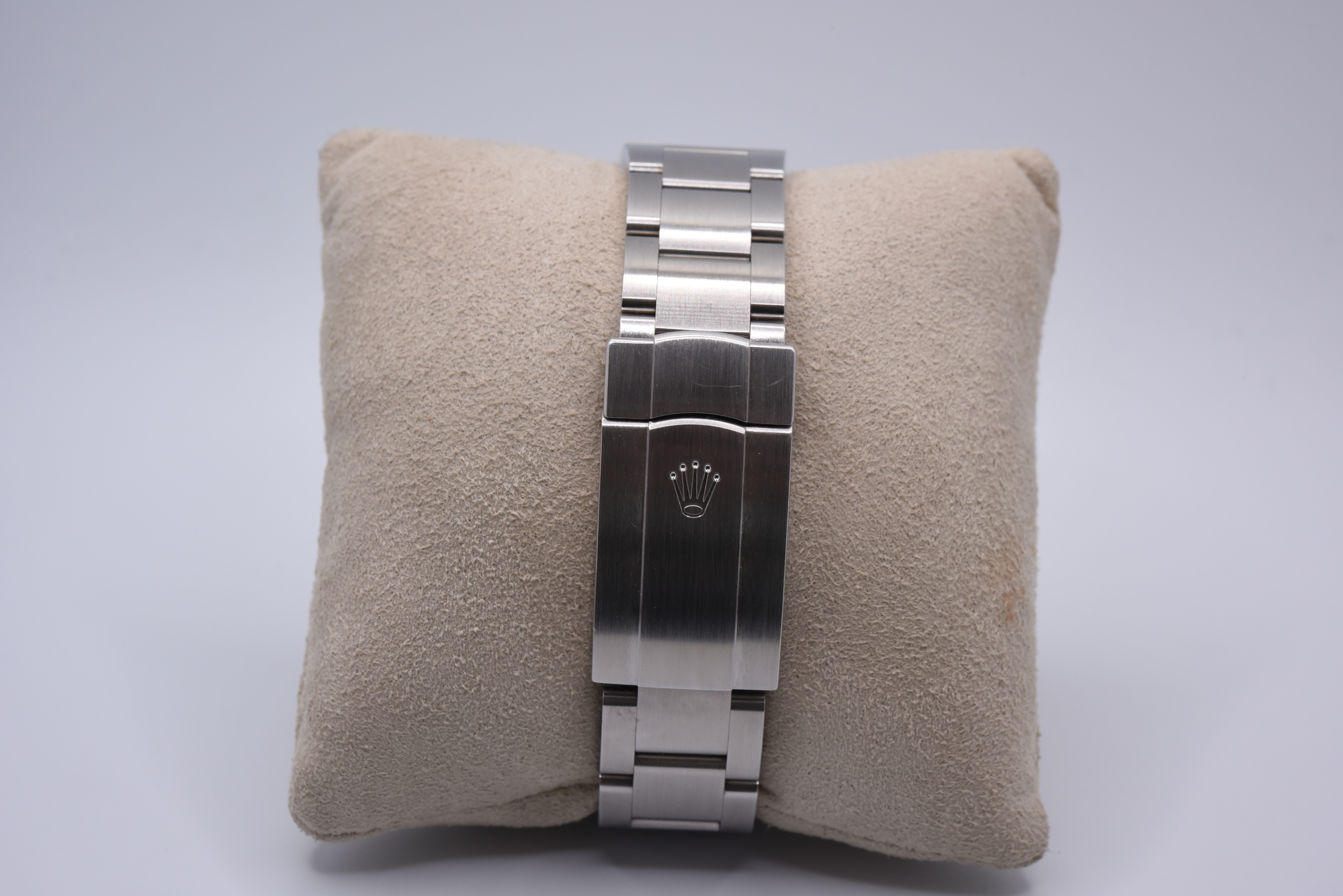 Rolex Air-King 116900 40mm Box & Papers.
