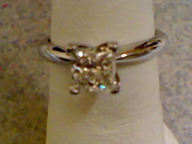 .96CT PC DG DIA SOL
DISPLAY