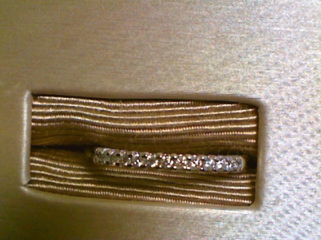 PRGST DIA BAND 1/10CT
DISPLAY