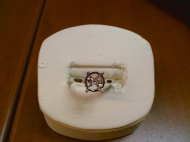 RND DIA SEMI MNT
HOLDS 2CWT ROUND