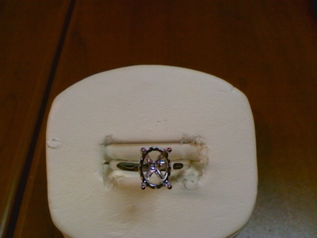 OVL DIA SEMI MNT 
OVL 2 CT