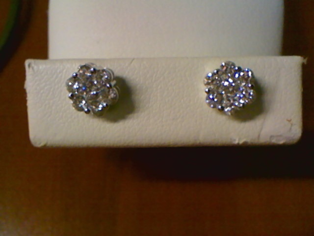 FLWR CLSTR STUD ER
1/2CT DISPLAY