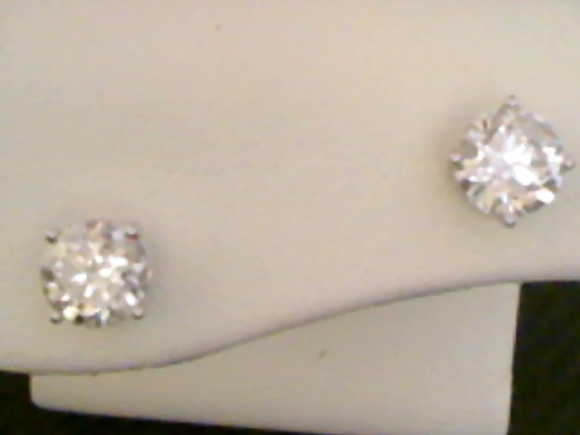 1.80CTW RND DIA STUDS