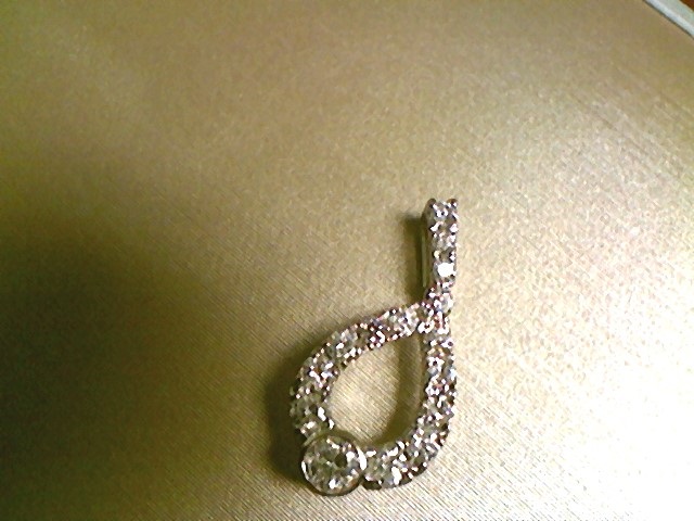1/4 CT RND DIA BEZEL, PEAR SHAPE PEND