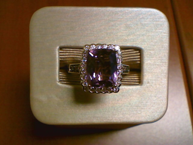 GRAPE AMY DIA RNG 
LeVian