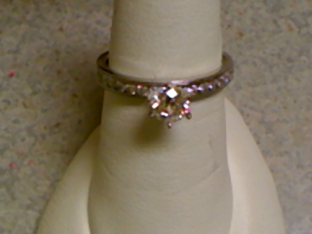 HOF ETERNE MILGRAIN ENG RNG.75-.85CTW