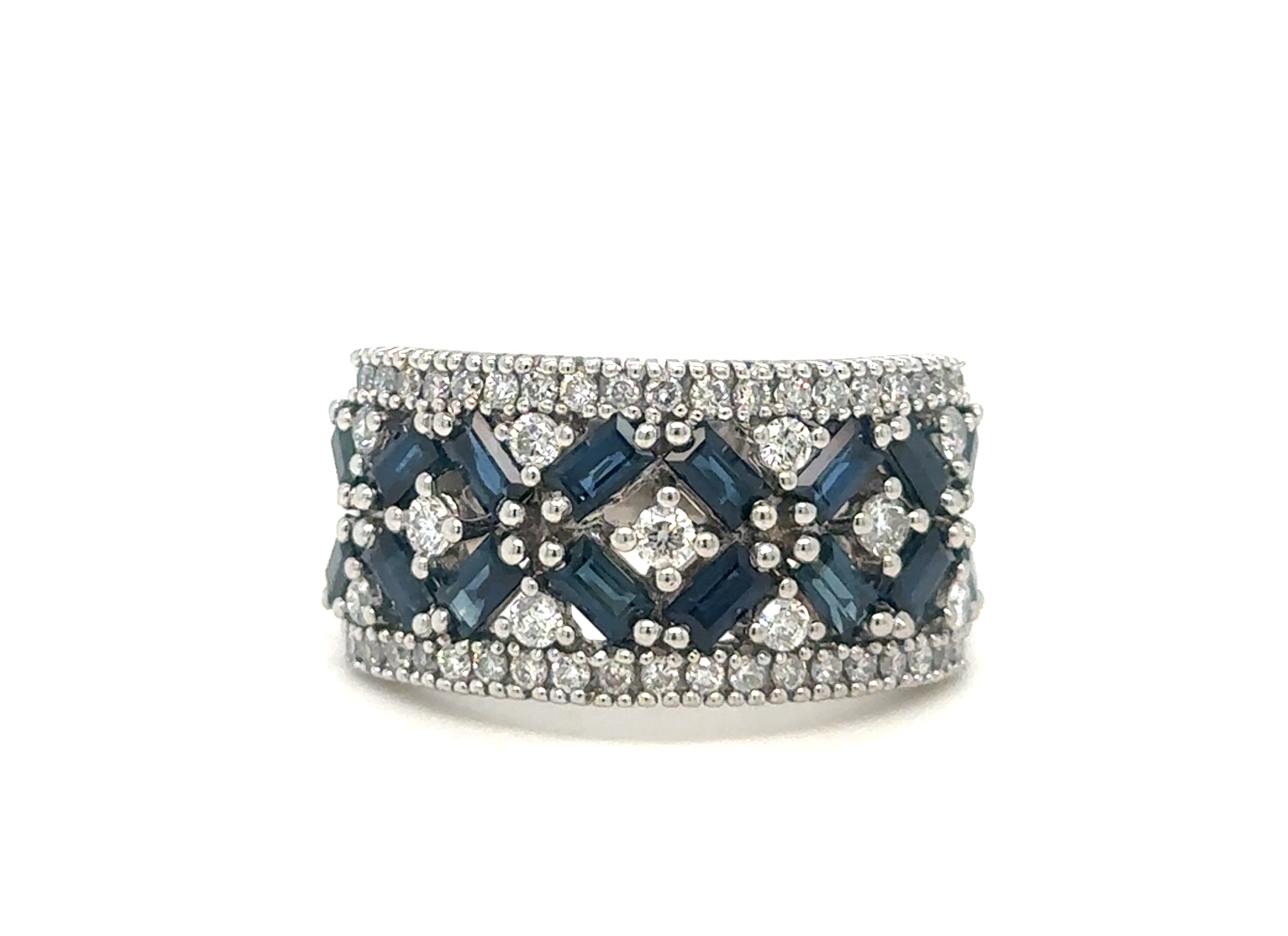 Saphire and Diamond Estate Ring